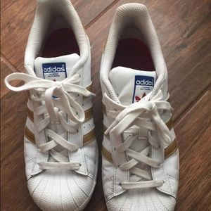 Adidas gold superstar shoes